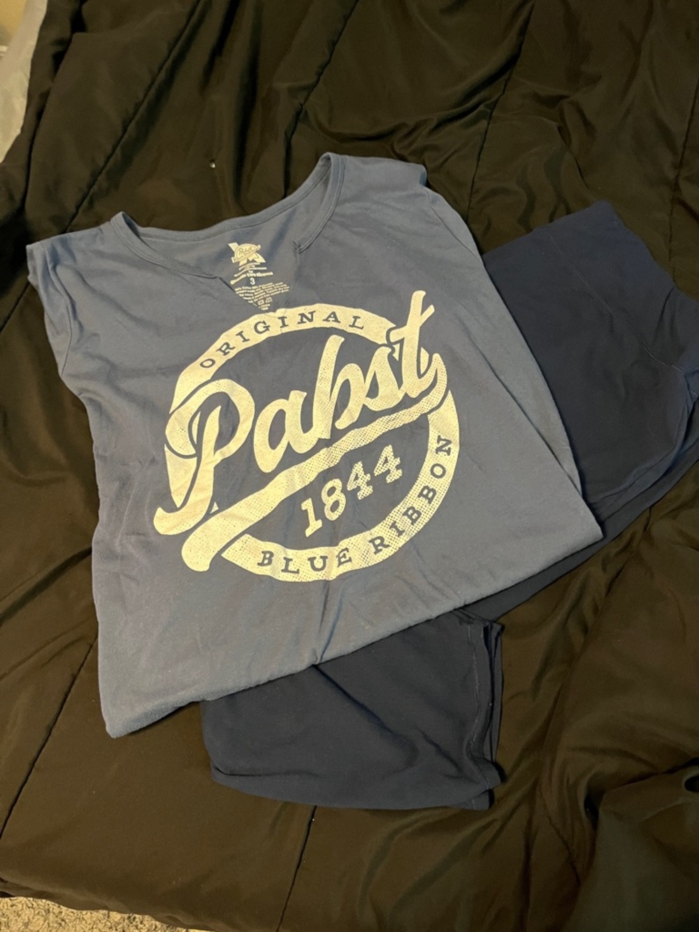Pabst Blue Ribbon Women's Short Sleeve Tee - Navy and leggings